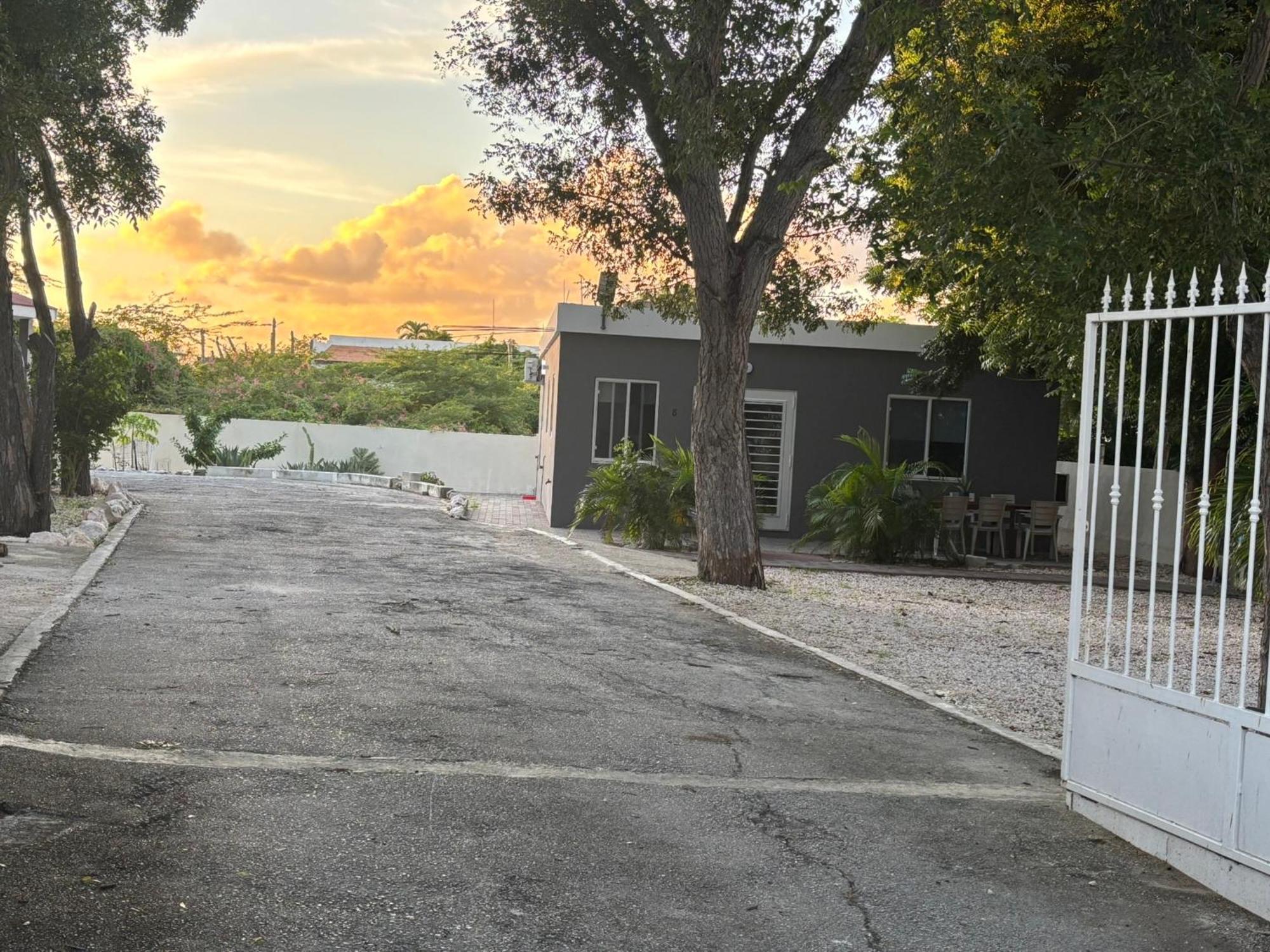 Advantage Apartments Curacao Willemstad Eksteriør bilde
